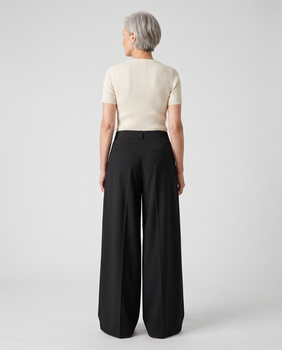 Vera trousers, back view