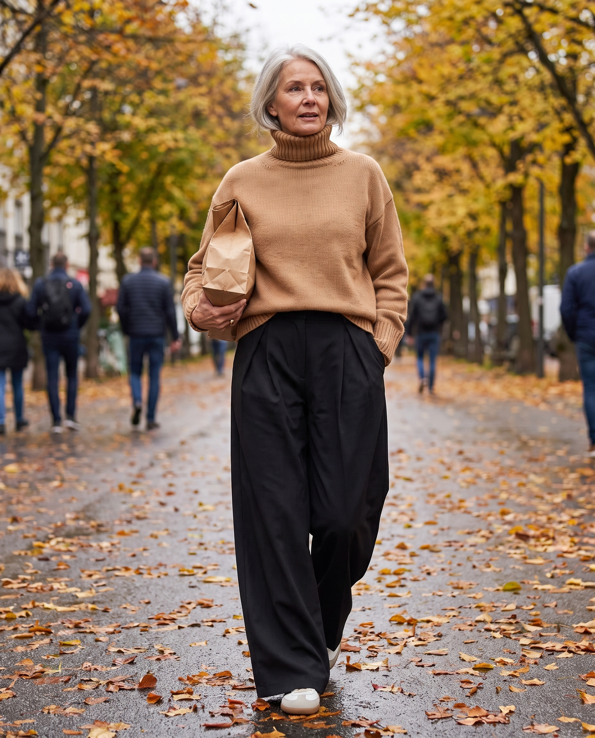 Vera trousers in black with a camel sweater