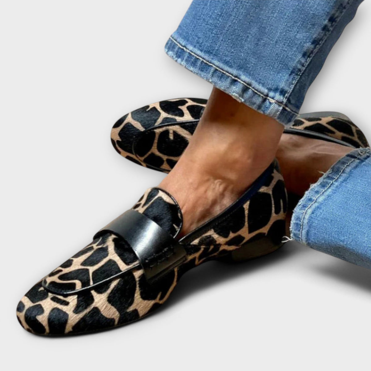 Elegant Leopard-Print Loafers