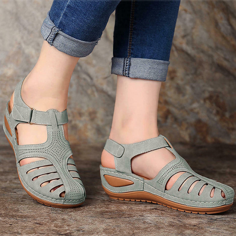 Comfort Sandals with a Gentle Lift