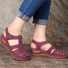 Comfort Sandals with a Gentle Lift
