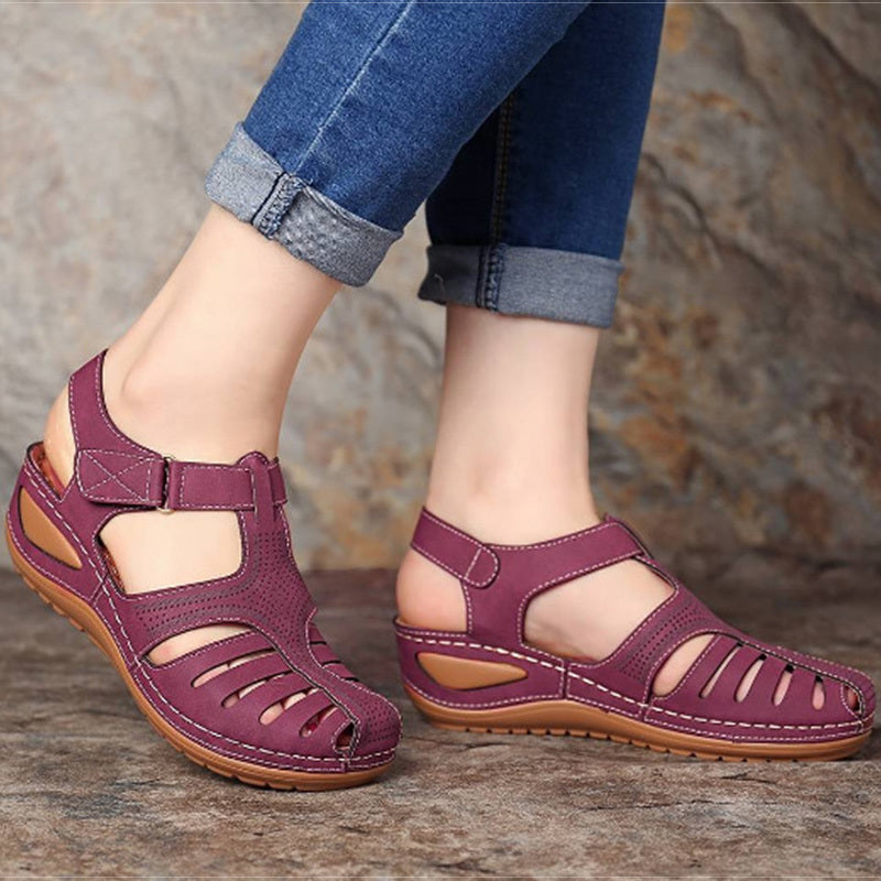 Comfort Sandals with a Gentle Lift