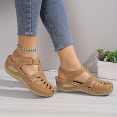 Comfort Sandals with a Gentle Lift