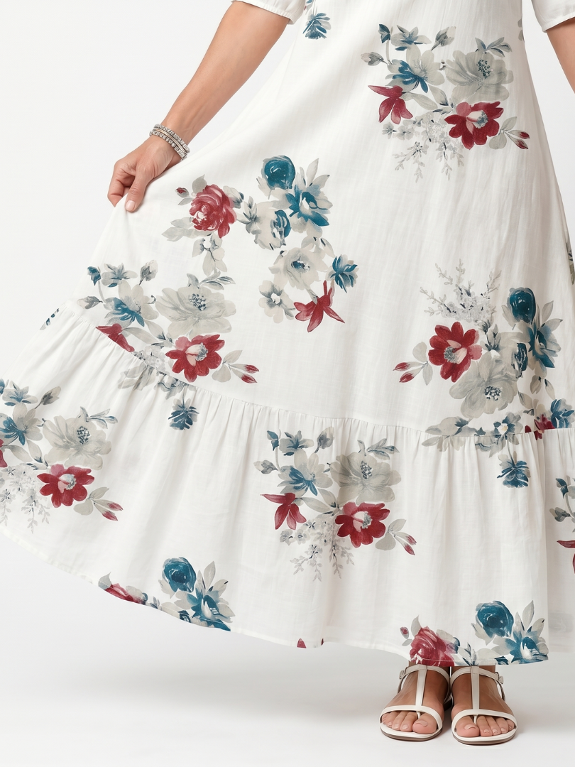 Mia | Flowy Midi Dress in Scattered Florals