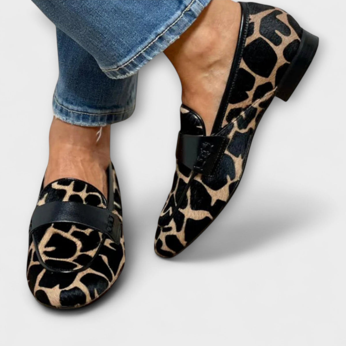 Elegant Leopard-Print Loafers