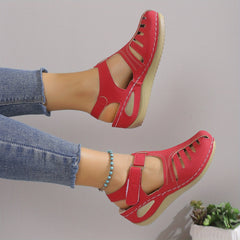 Comfort Sandals with a Gentle Lift