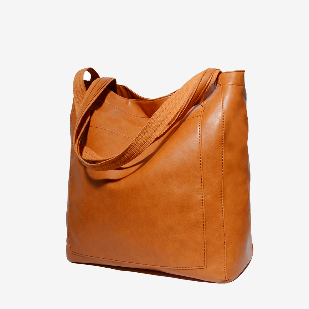 Margot | Minimalist Bag with an Elegant Finish