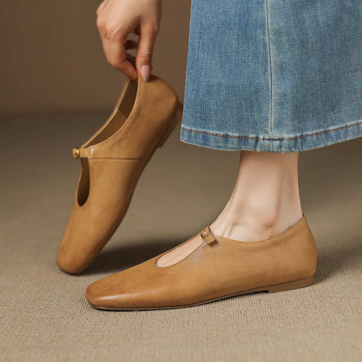 High-Vamp Mary Jane Flat