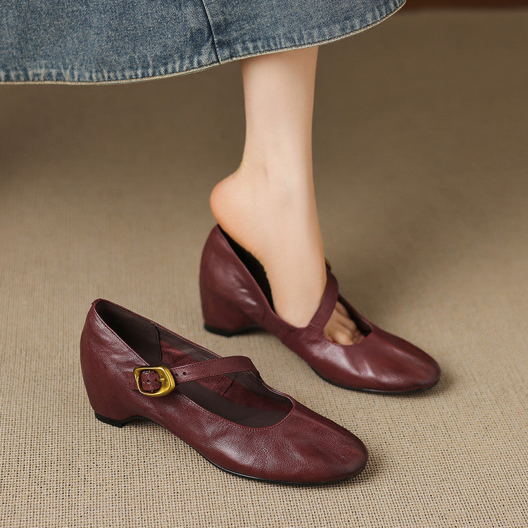 Round-Toe Mary Jane Flat