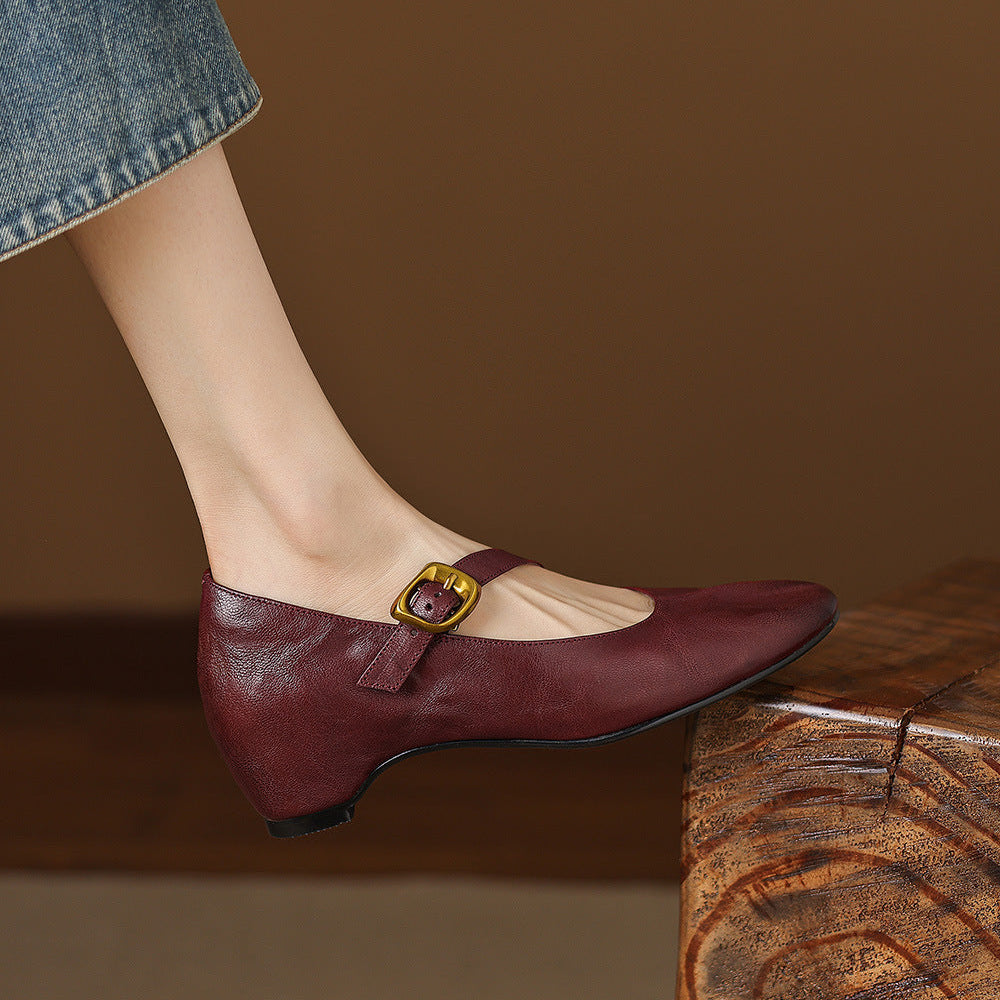 Round-Toe Mary Jane Flat