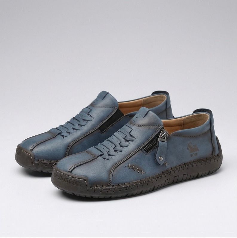 Elegant Comfort with a Practical Zipper