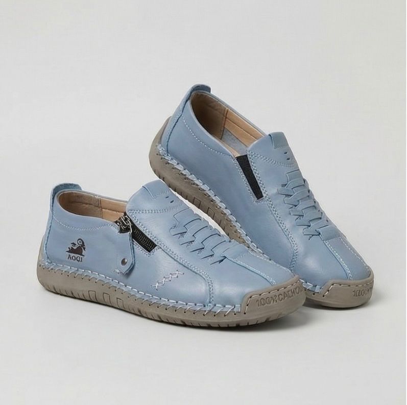 Elegant Comfort with a Practical Zipper