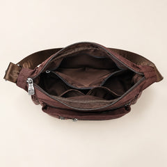 Inside the Iris crossbody bag: compartments and zip pockets