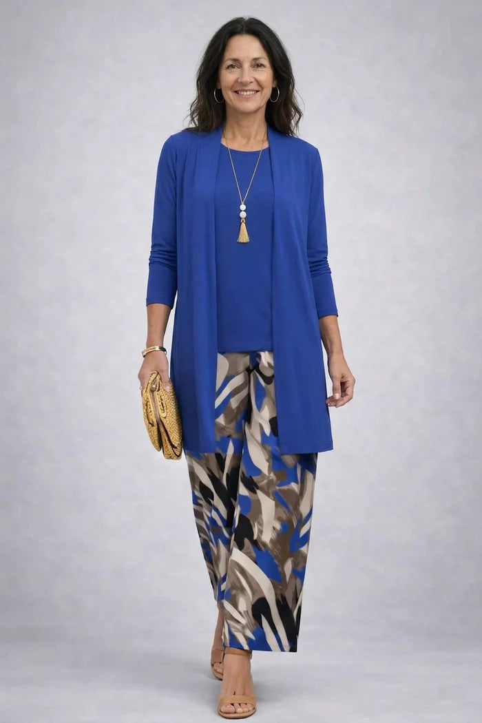 Elegant Three-Piece Set in Classic Style