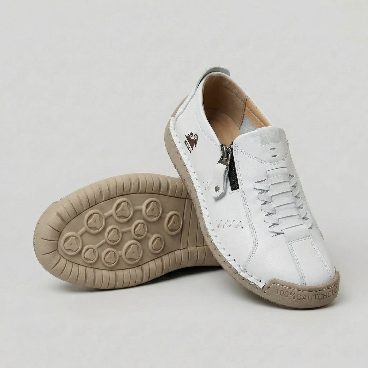 Elegant Comfort with a Practical Zipper