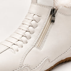 Léa - braided laces and side zip close-up