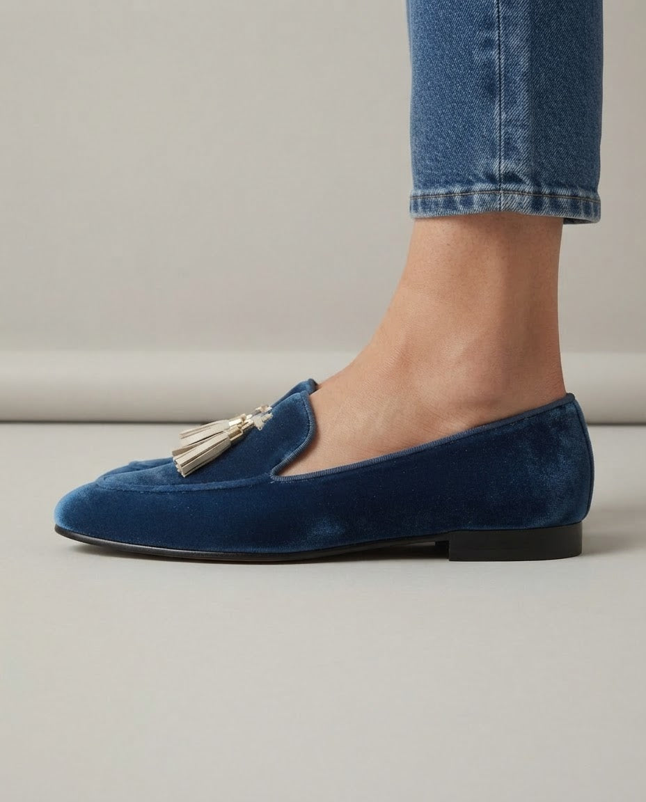 Moccasin — Blue Velvet