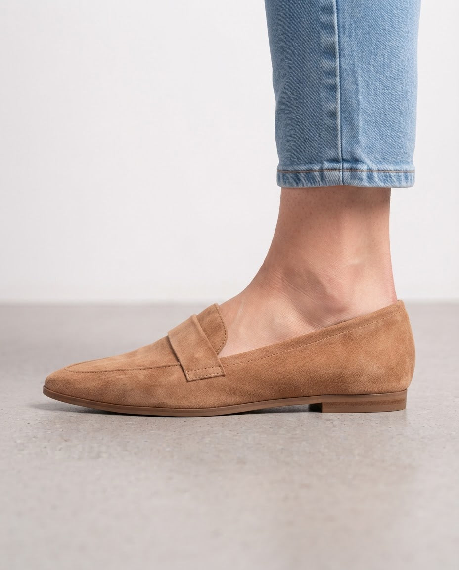 Moccasin with Strap over the Instep