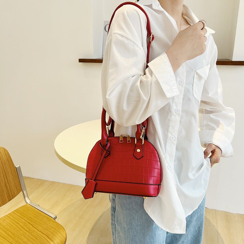 Sara | Elegant Minimalist Tote Bag