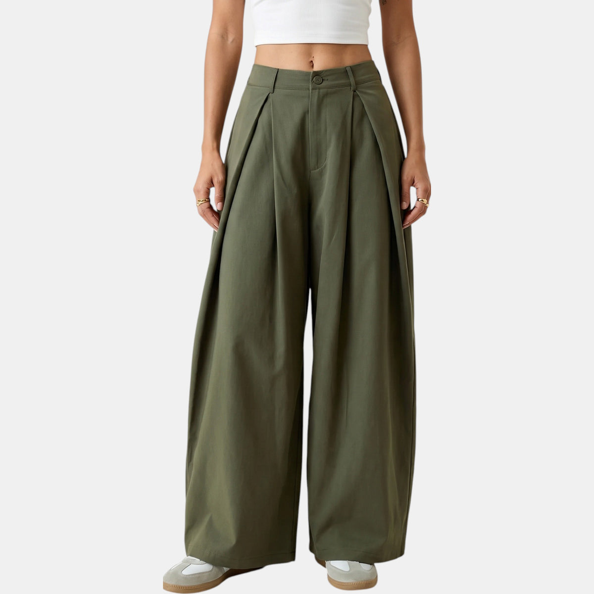Pleated wide leg trousers