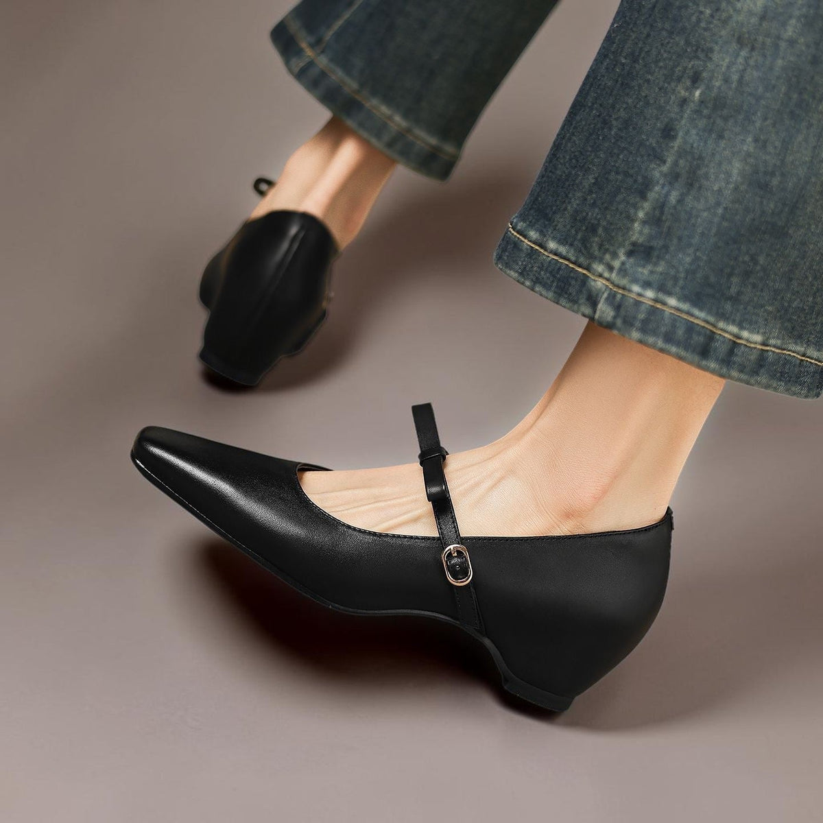 Bow-Strap Mary Jane Pump