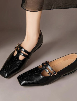 Brogued Dual-Strap Mary Jane Pump