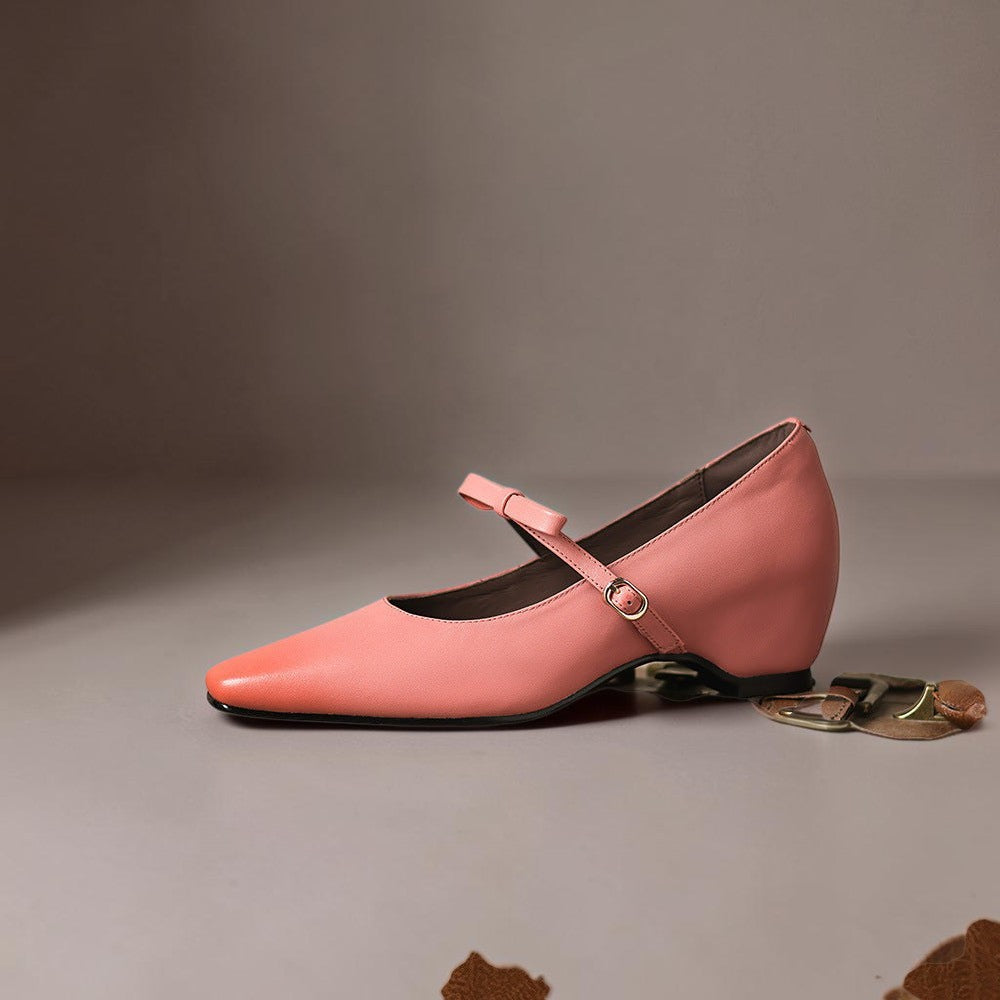 Bow-Strap Mary Jane Pump