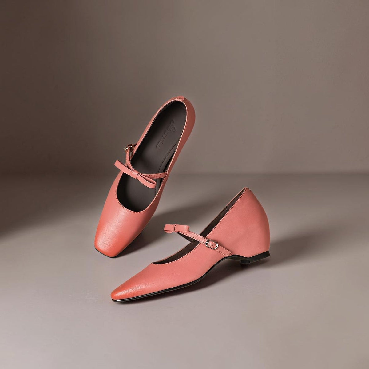 Bow-Strap Mary Jane Pump